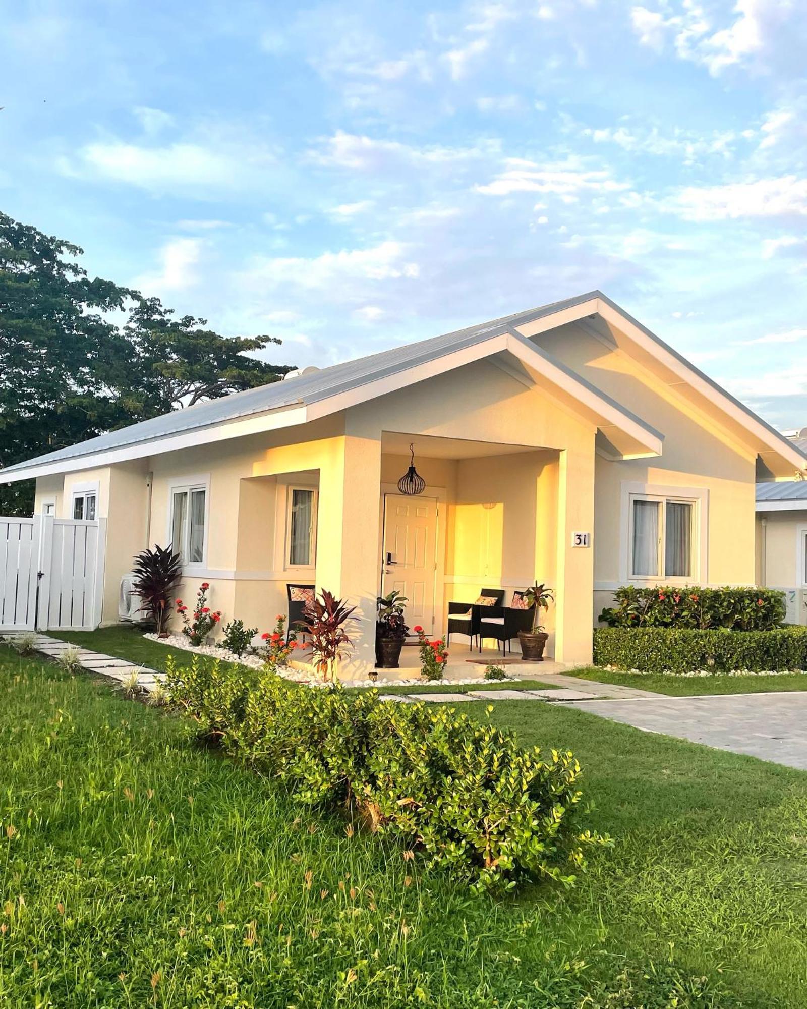 Seashore Vacation Home, Oceanpointe, Lucea, Jamaica Exterior photo